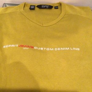 ⬇️Price Dropped ⬇️Vintage men’s espirit short sleeve tee shirt